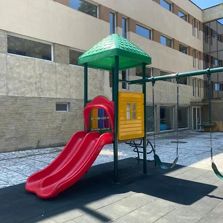 Хотел хотел каменец бюджет 2*